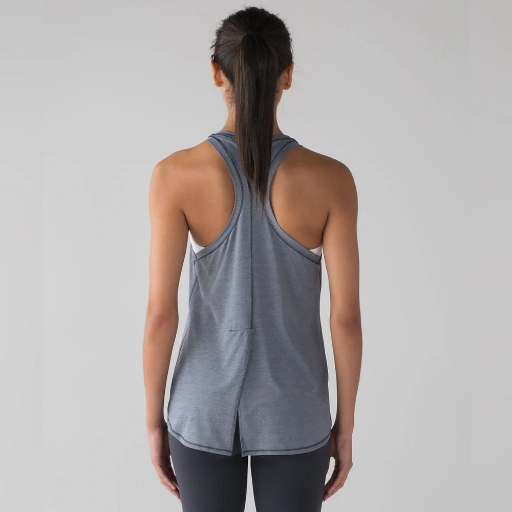 Lululemon Hot Like Agni Singlet Heathered‎ Sterling W1ABXS Size 8